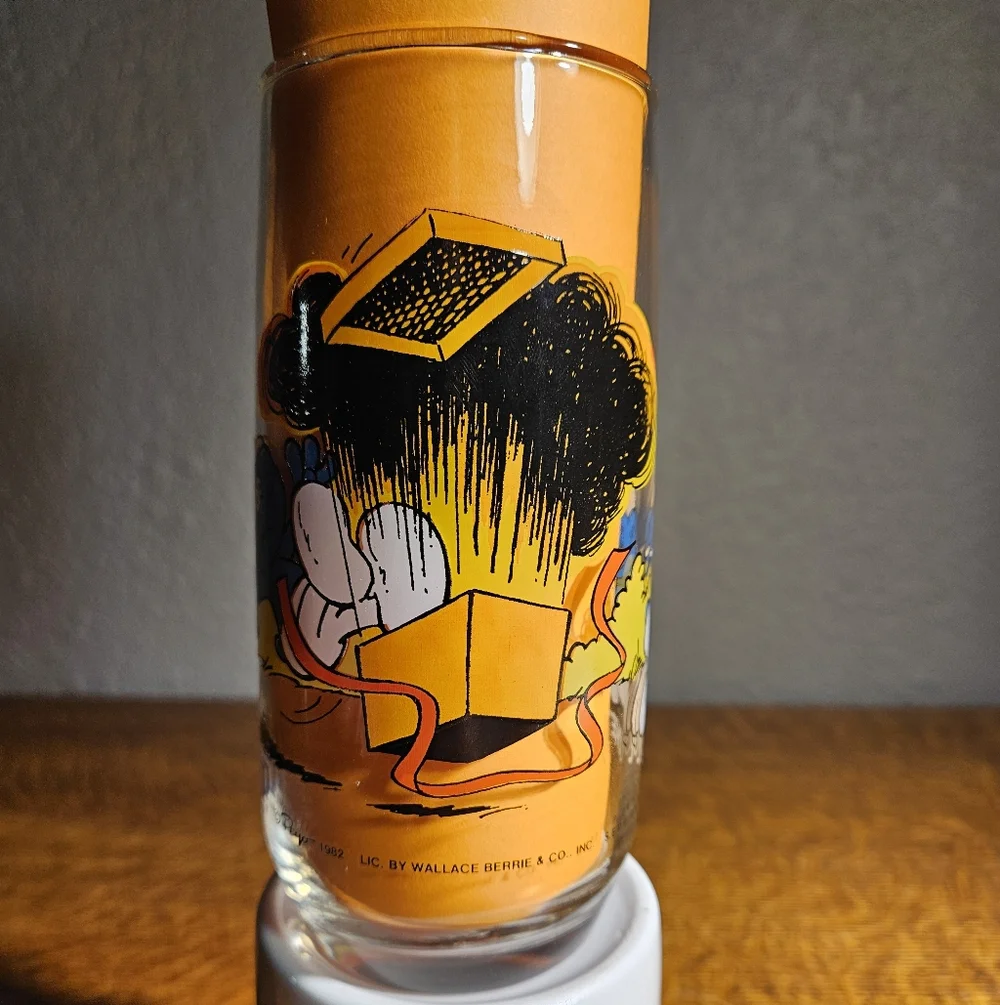 Jokey Smurf Glass 1982
